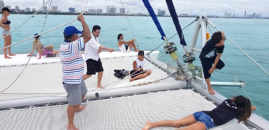 PARTY SAILING CATAMARAN 11