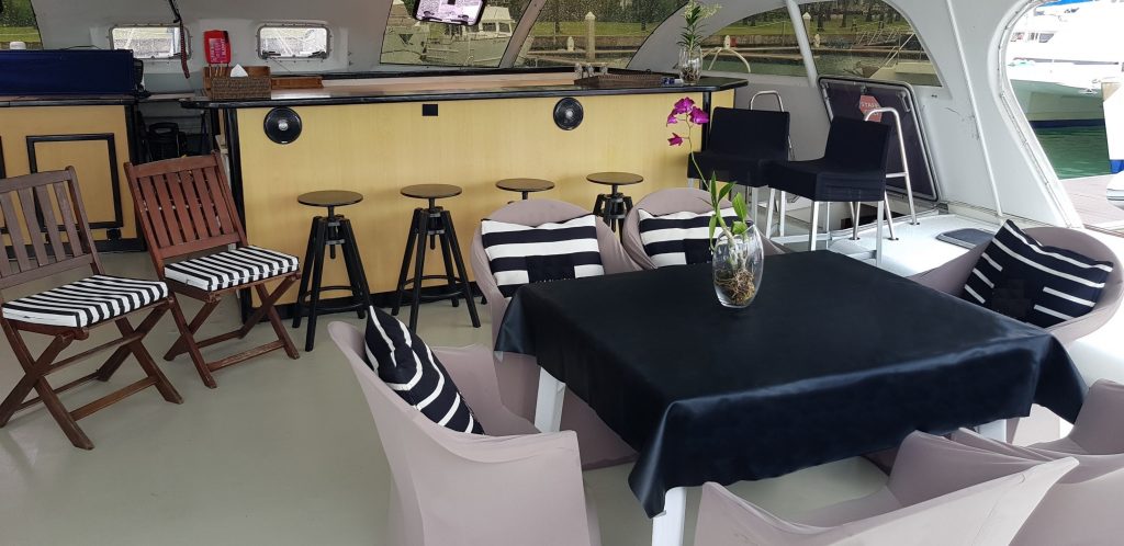 PARTY SAILING CATAMARAN 13