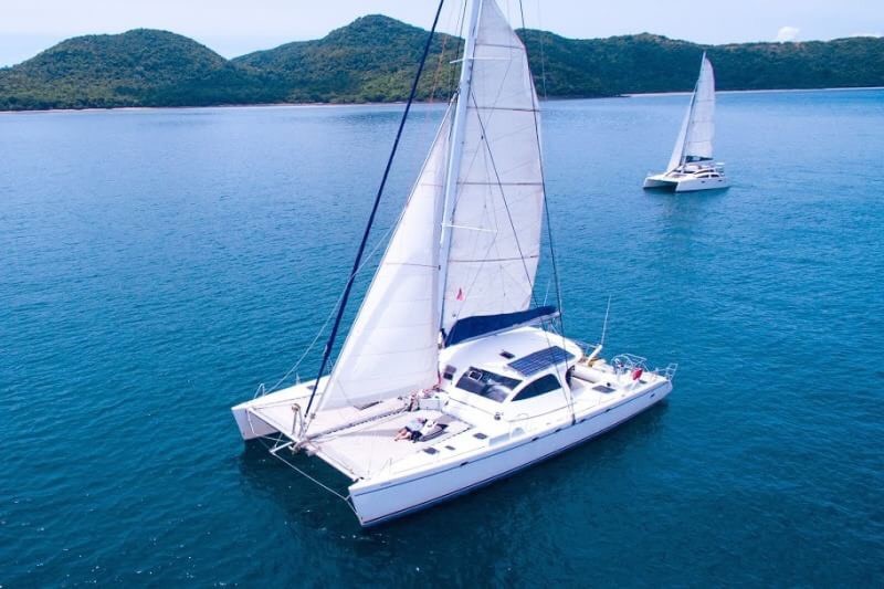 PARTY SAILING CATAMARAN 2